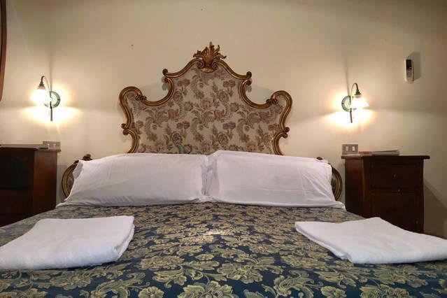 Flat In Piazza Duomo Apartment Milan Bagian luar foto
