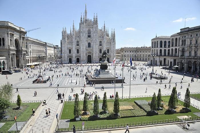 Flat In Piazza Duomo Apartment Milan Bagian luar foto